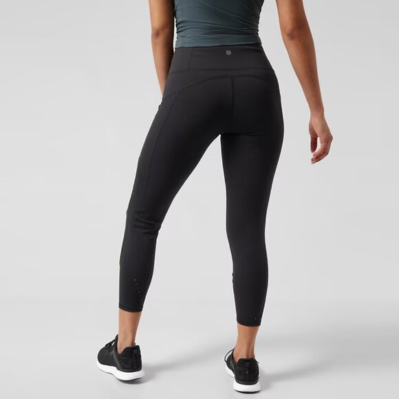 Athleta Rainier 7/8 Tights Leggings in Black, size M - Picture 2 of 9